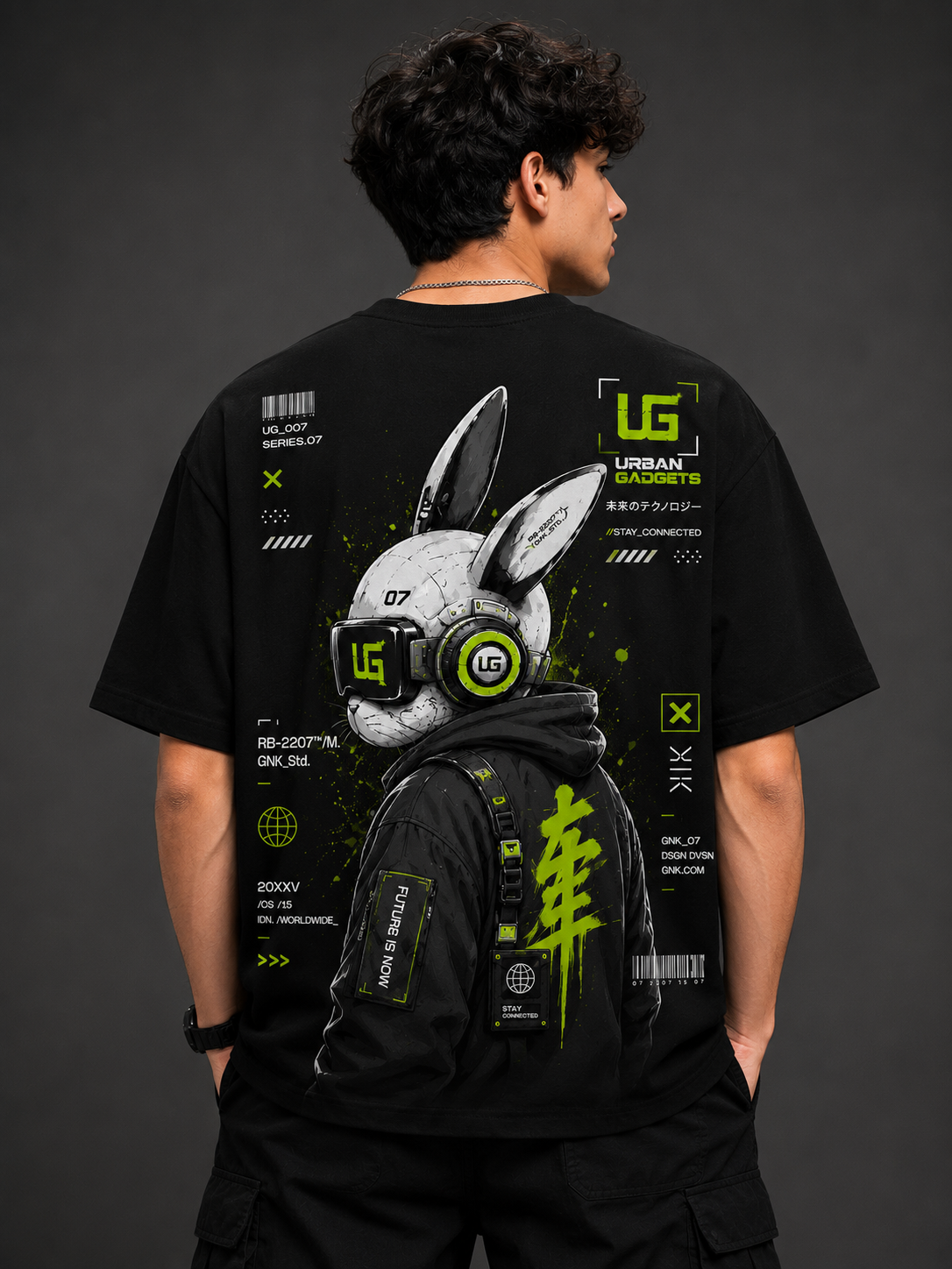 Urban Gadgets Oversized Streetwear T-Shirt